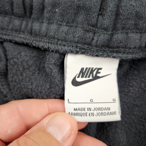 Nike Black Sweatpants Men's Casual Lounge Activewear Joggers - Picture 3 of 7